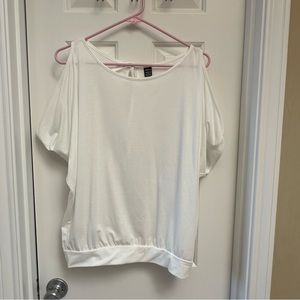SHEIN cold shoulder top size small